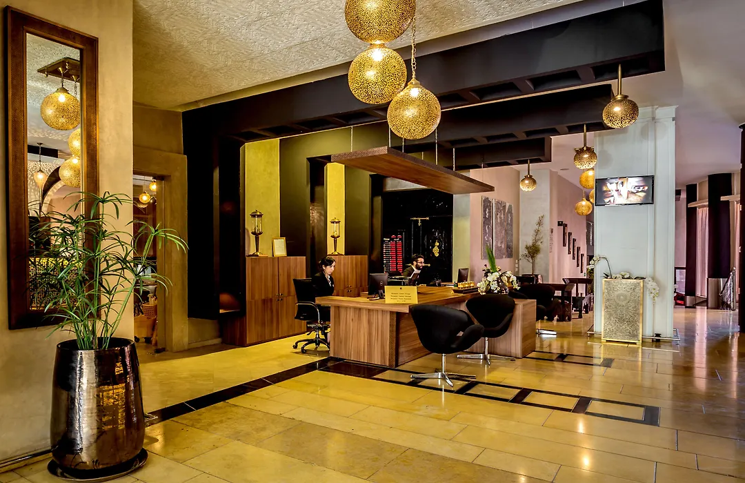 Dellarosa Boutique Hotel And Spa-1